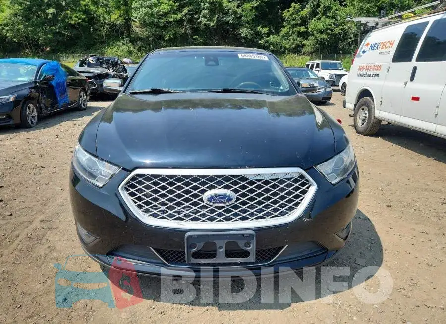 1FAHP2J82JG106317 Photo# 5