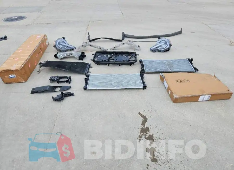 1FMDE8BH4SLB07666 Photo# 12