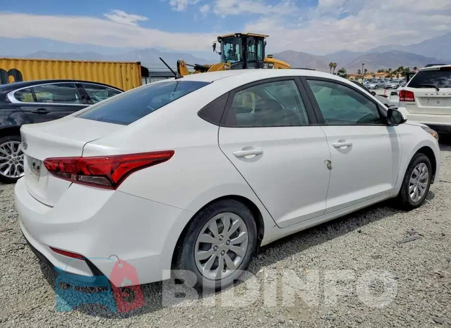 3KPC24A68NE186452 Photo# 3