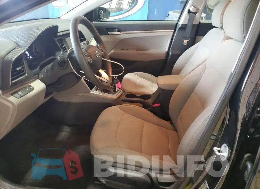 5NPD74LF8LH604021 Photo# 7
