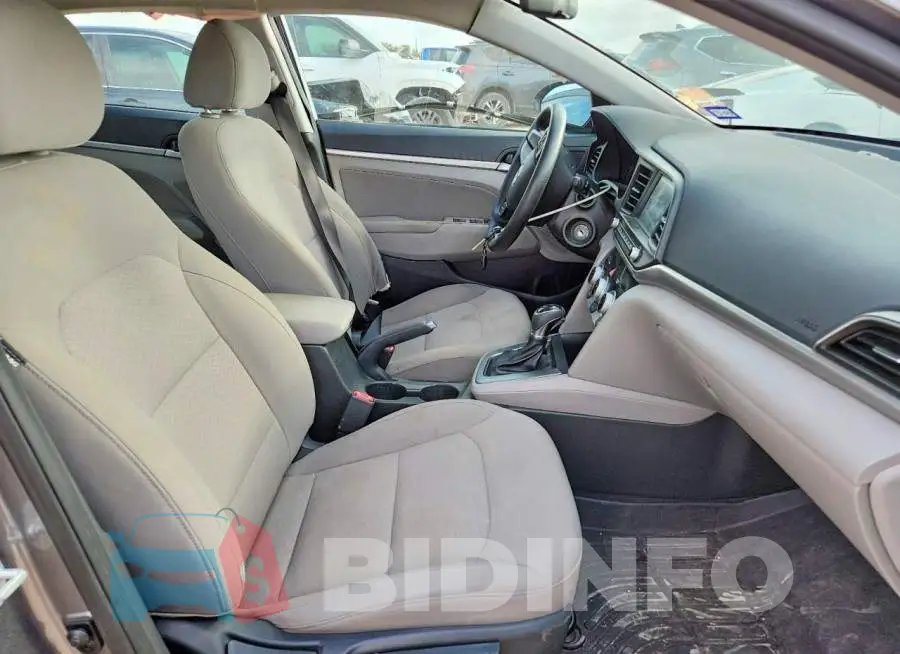 5NPD84LF6KH468256 Photo# 7