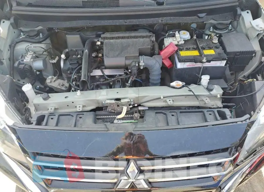 ML32AUHJ2MH008685 Photo# 11