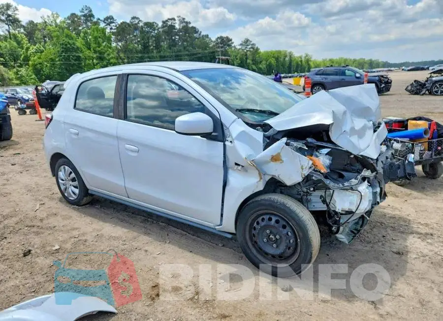 ML32AUHJ8MH003071 Photo# 4