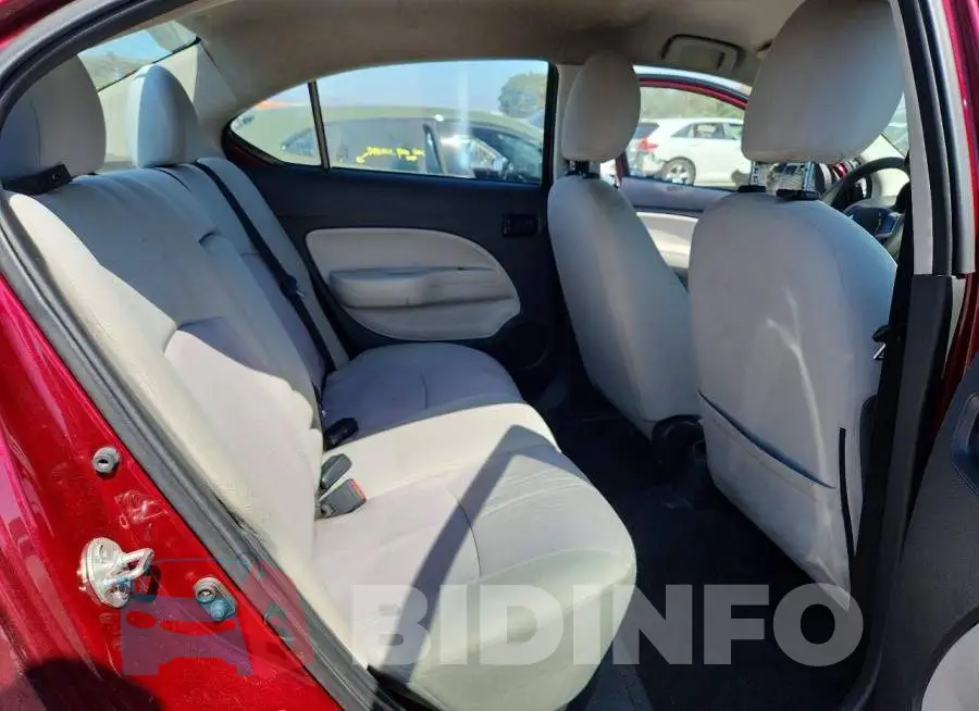ML32F3FJ9HHF05045 Photo# 10