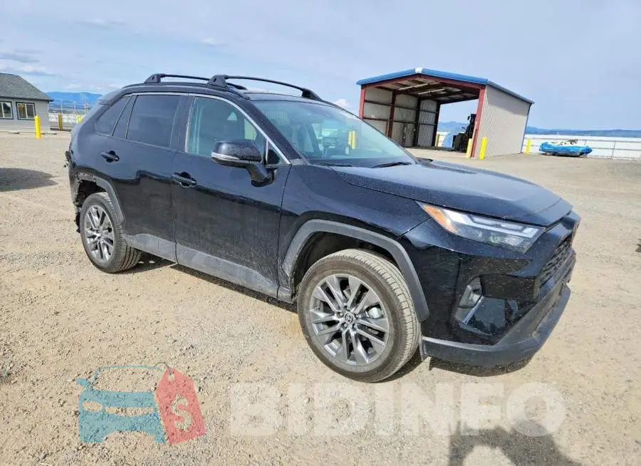 2T3A1RFV8PC370225 Photo# 4