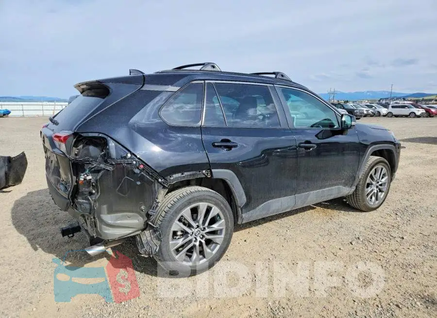 2T3A1RFV8PC370225 Photo# 3