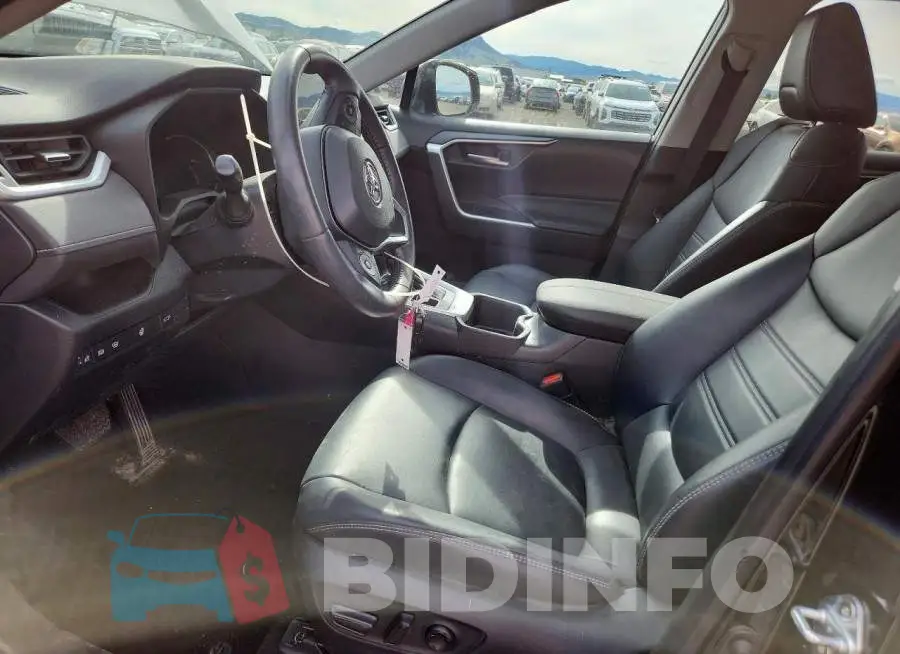 2T3A1RFV8PC370225 Photo# 7