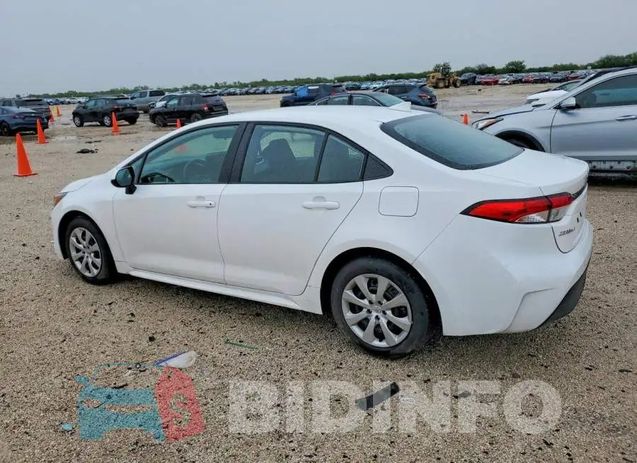 5YFB4MDE8SP320895 Photo# 2