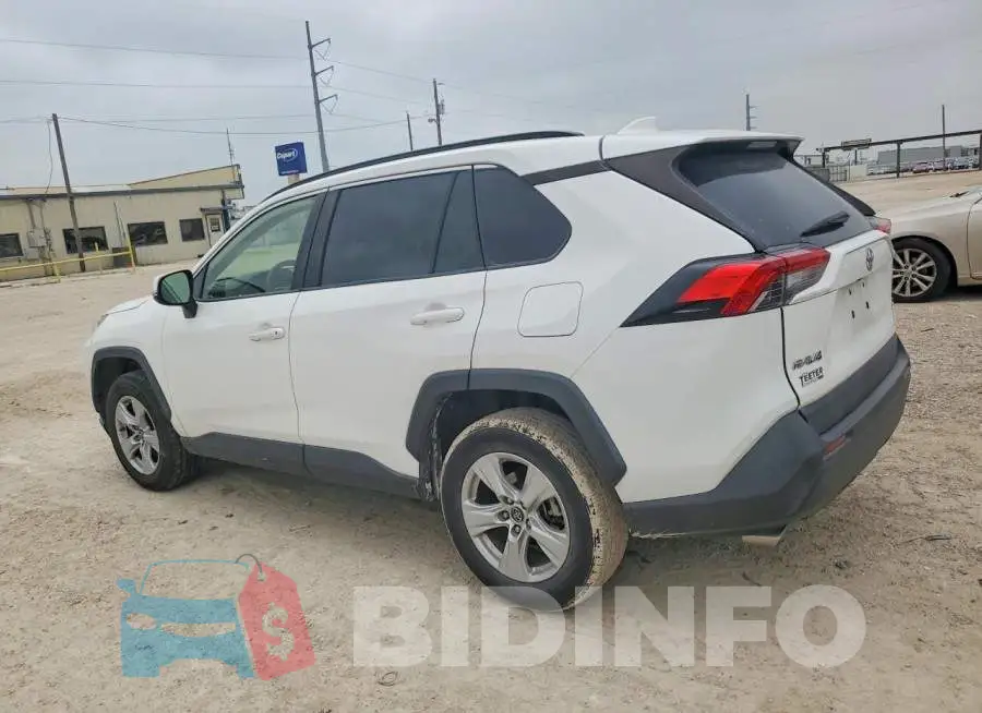 JTMW1RFV8KD023519 Photo# 2