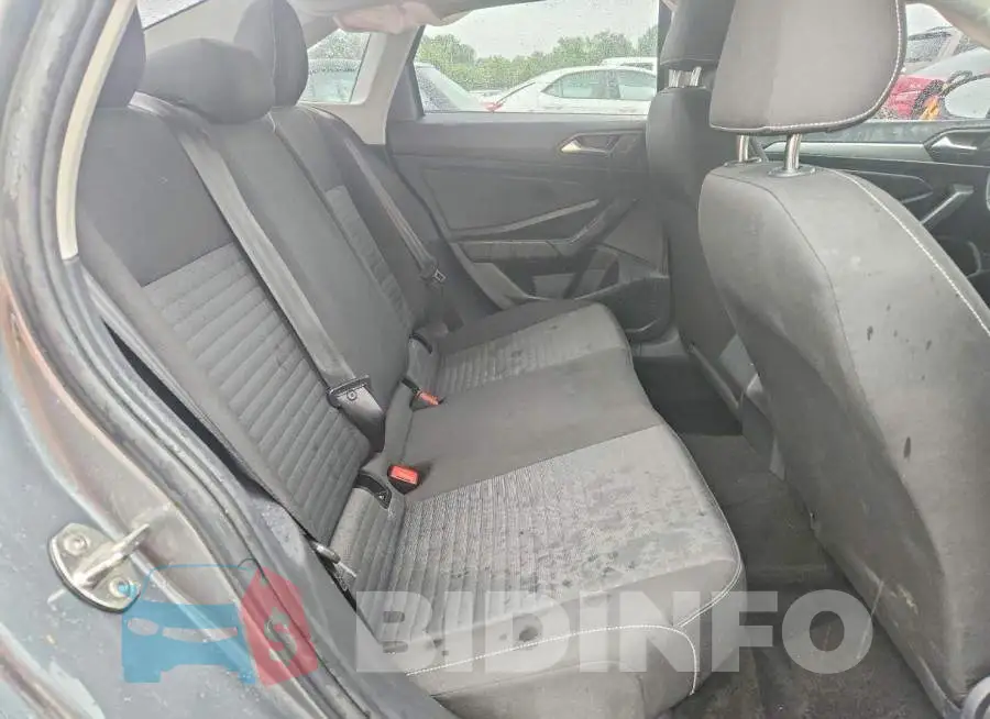 3VW5M7BU4RM084074 Photo# 10