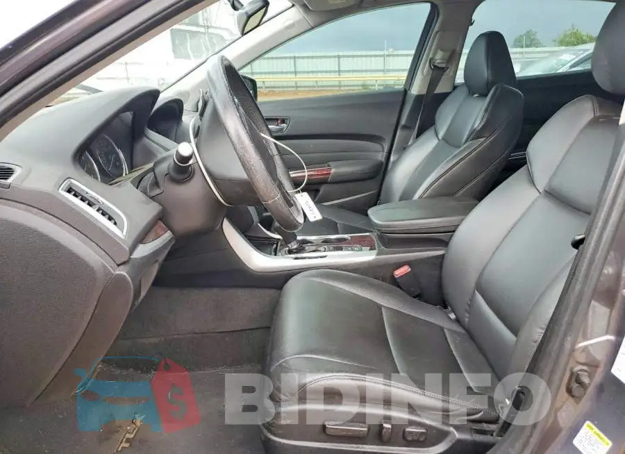 19UUB1F36HA005486 Photo# 7