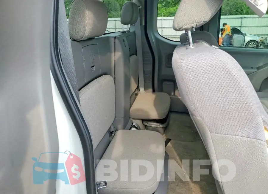 1N6BD0CT6HN764420 Photo# 10