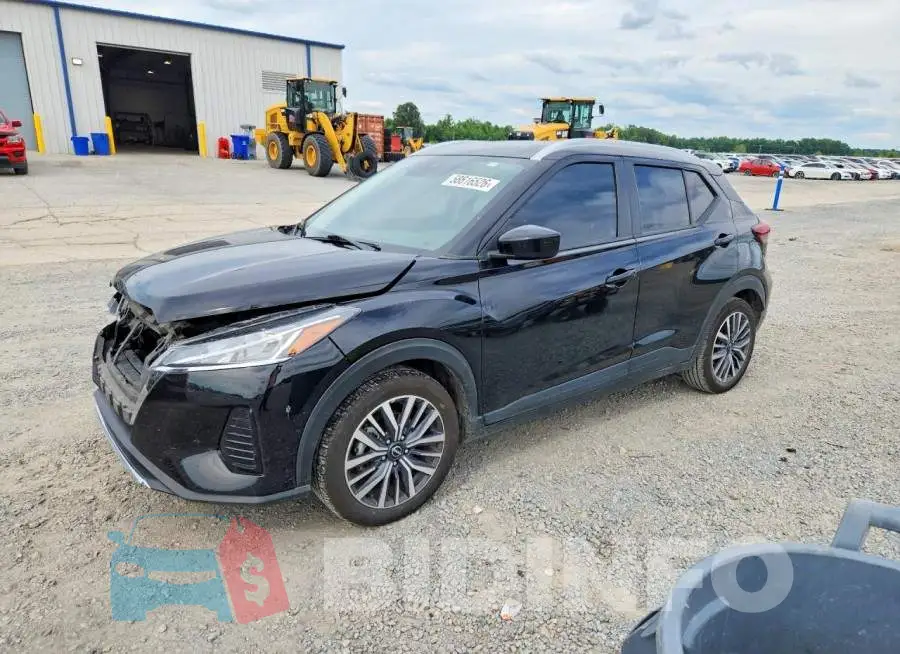 3N1CP5CV5PL512477 Photo# 1
