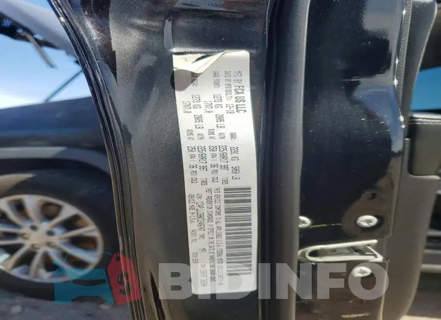 1C4PJLCB8KD348747 Photo# 12