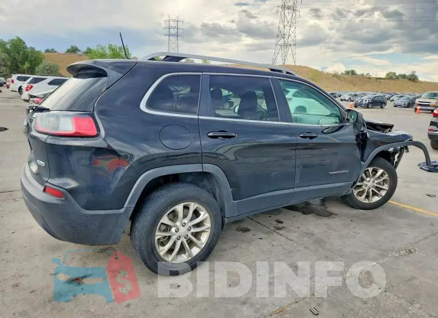 1C4PJMCBXKD213873 Photo# 3