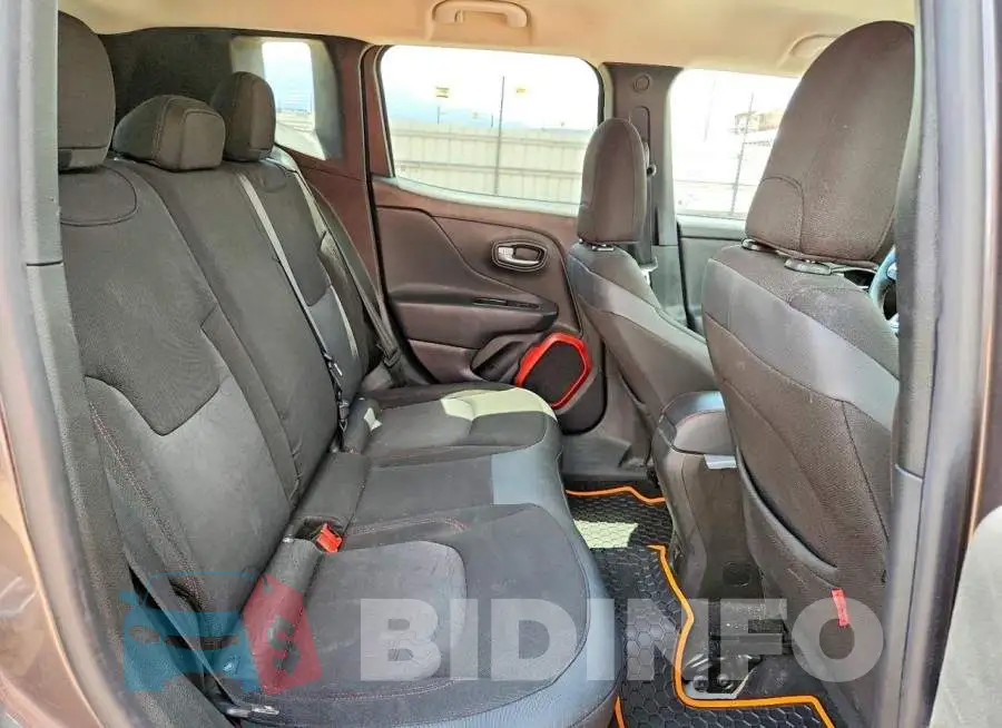 ZACCJBCB4HPE77474 Photo# 10