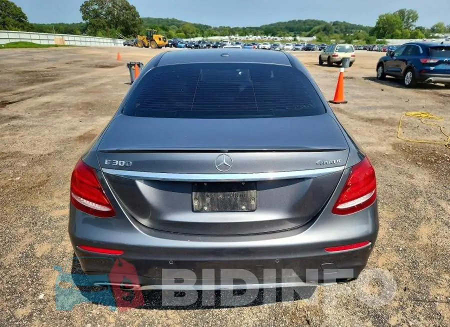 WDDZF4KB8HA146850 Photo# 6