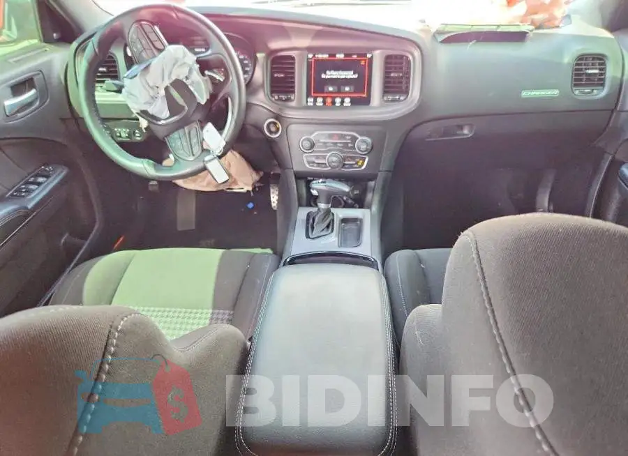 2C3CDXCT2PH616146 Photo# 8