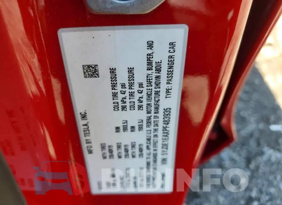 5YJ3E1EAXPF483935 Photo# 12