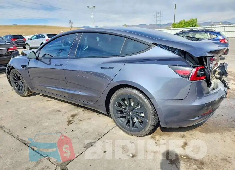 5YJ3E1EB1NF190334 Photo# 2