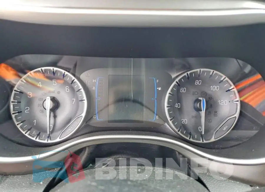 2C4RC1BG6LR140403 Photo# 9