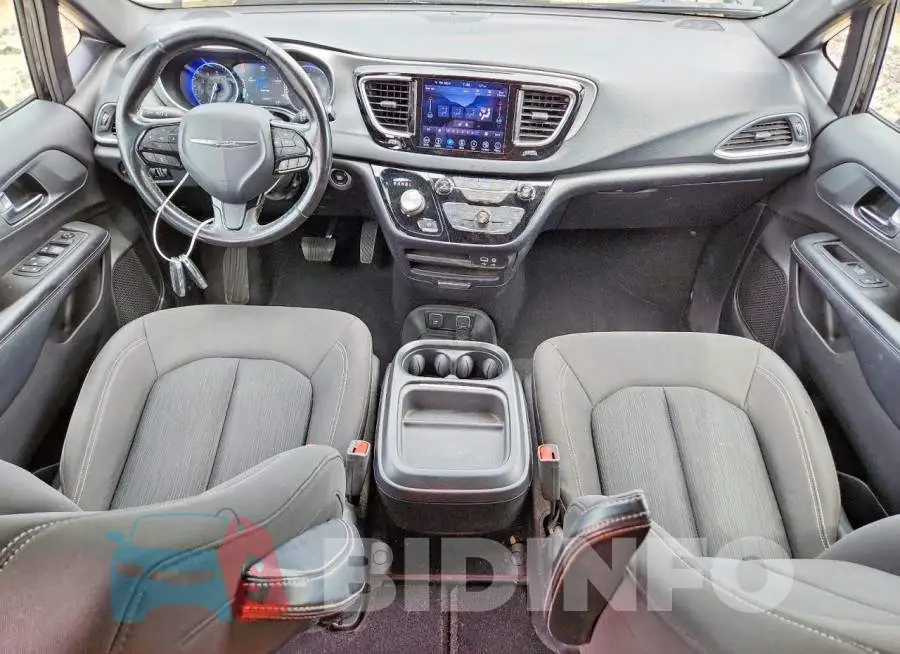 2C4RC1FG6KR698437 Photo# 8