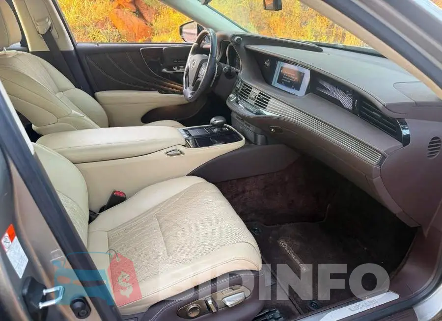 JTHB5LFF7J5003830 Photo# 5