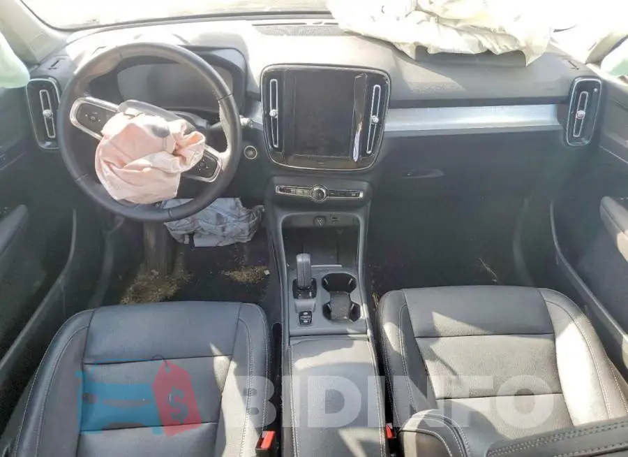 YV4162UK2M2465235 Photo# 8