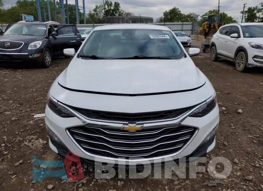1G1ZD5ST1PF132104 Photo# 5