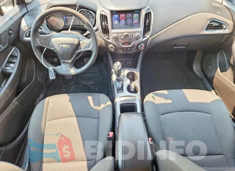 3G1BE6SM3HS592018 Photo# 8