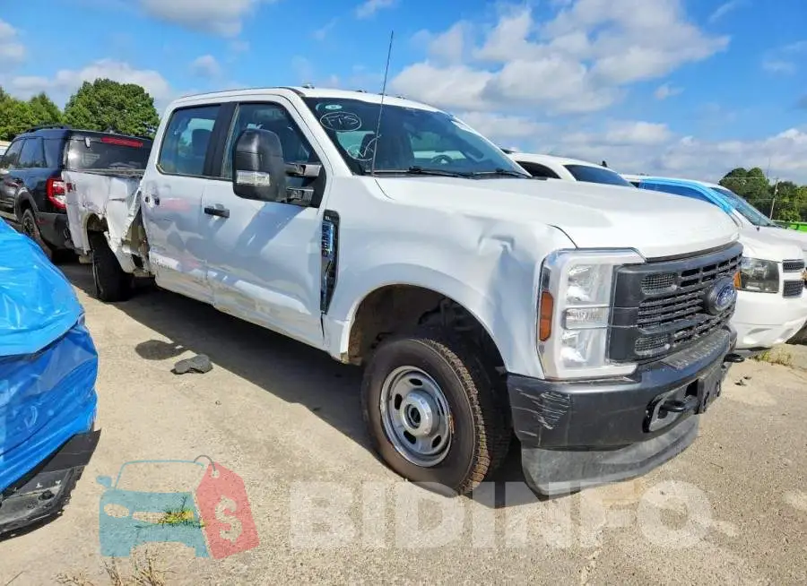 1FT7W2BA9TED50104 Photo# 4