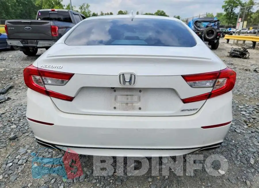 1HGCV1F30KA101575 Photo# 6