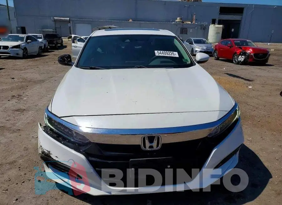 1HGCV1F43JA185429 Photo# 5