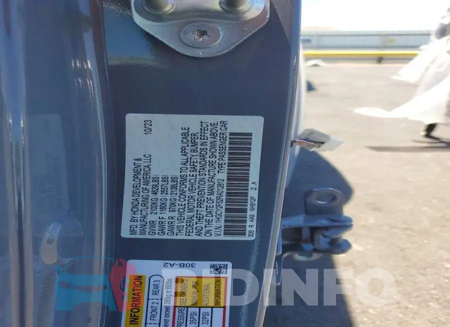 1HGCY2F52RA012812 Photo# 12