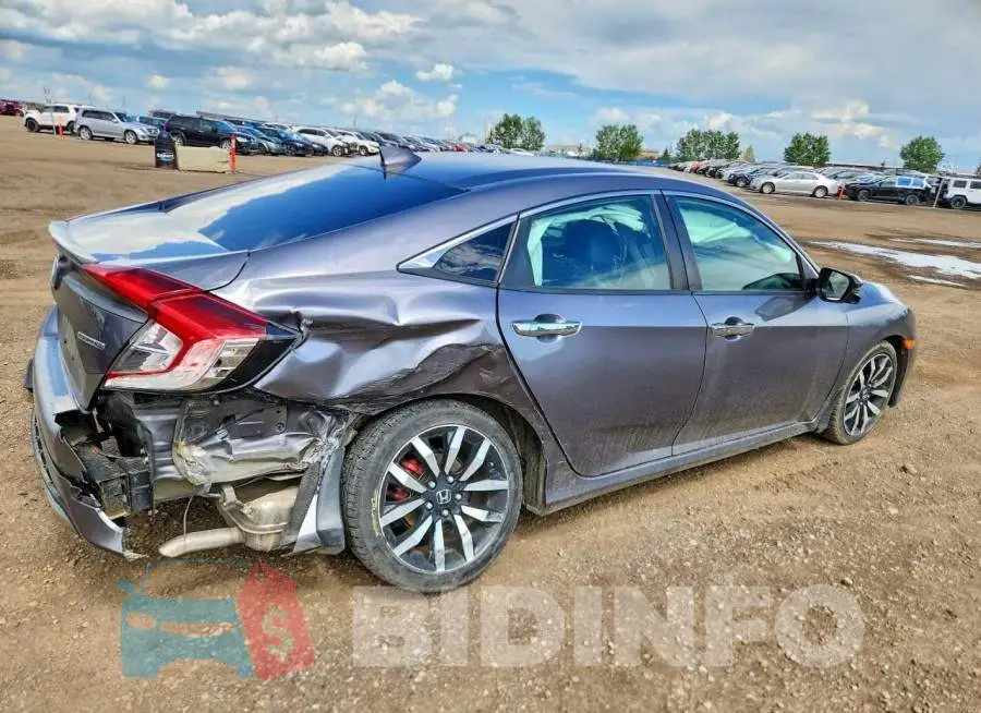 2HGFC1F93KH104818 Photo# 3