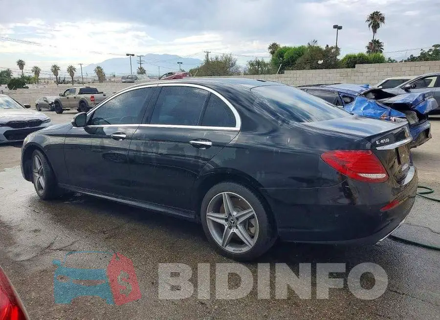 WDDZF6JB3KA520284 Photo# 2