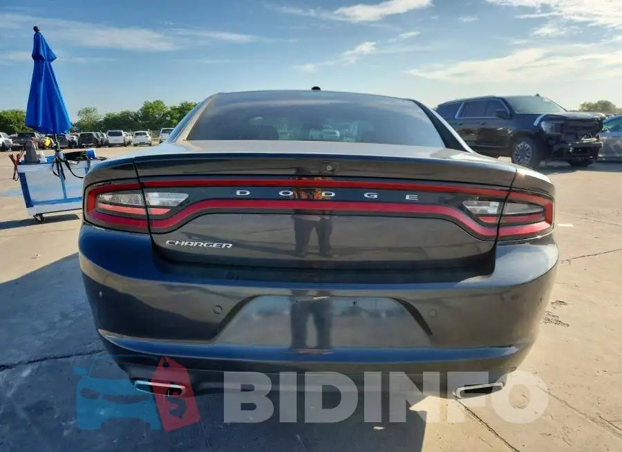 2C3CDXBG3KH674635 Photo# 6