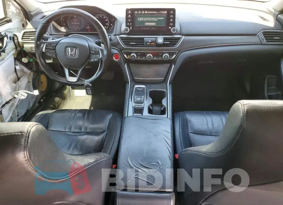 1HGCV2F53JA017837 Photo# 8