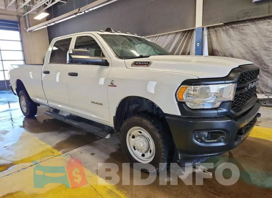 3C6UR5HL8MG532835 Photo# 4