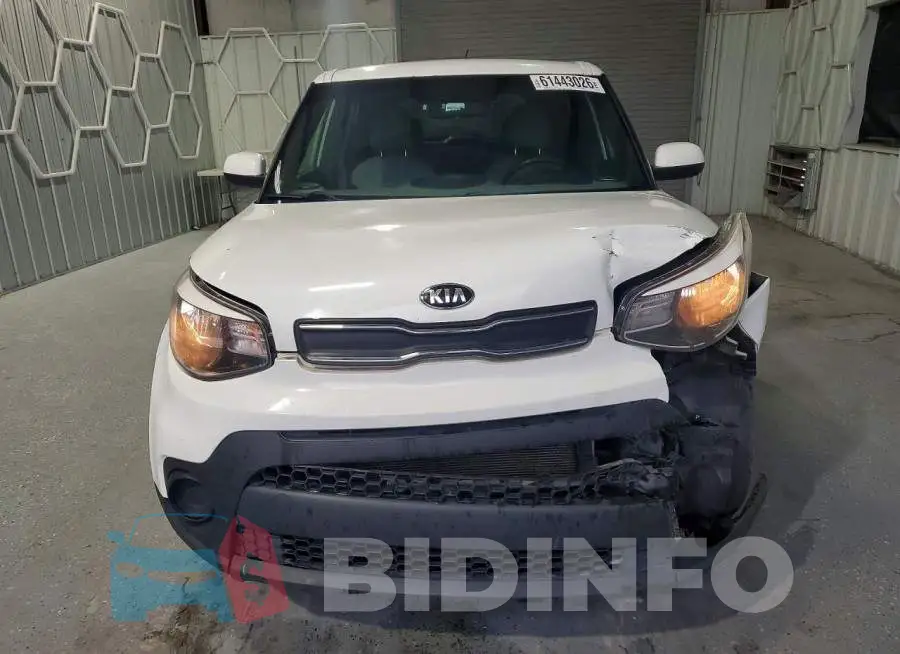 KNDJN2A2XH7451473 Photo# 5