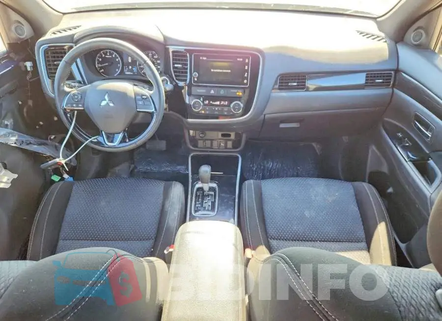 JA4AZ3A31JZ053513 Photo# 8
