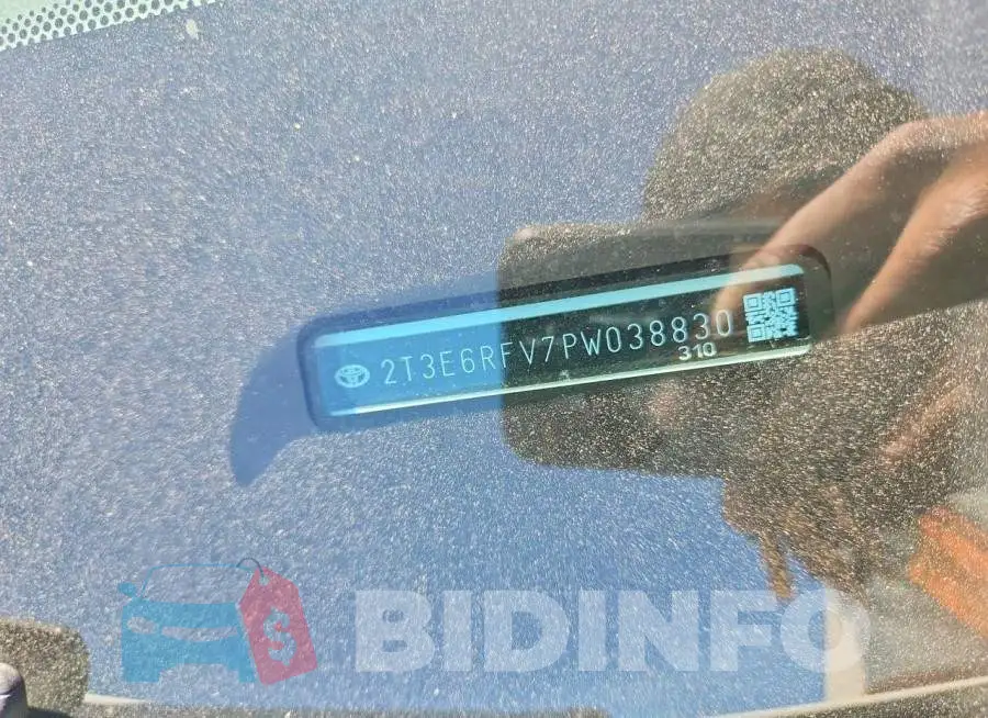 2T3E6RFV7PW038830 Photo# 12