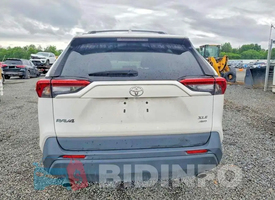 2T3P1RFV6MC240367 Photo# 6