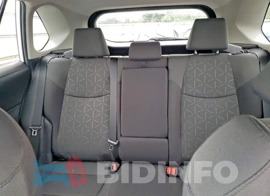2T3P1RFV6MC240367 Photo# 10