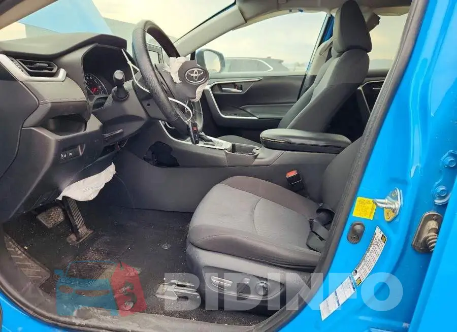2T3P1RFV9MW140181 Photo# 7