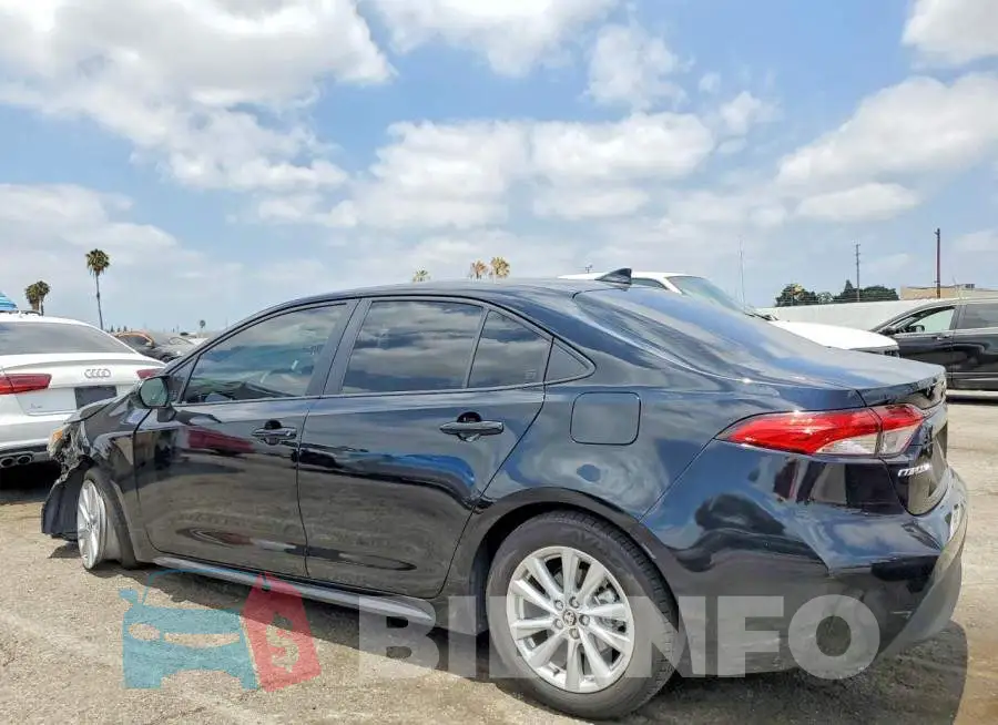 JTDBCMFE7R3049184 Photo# 2