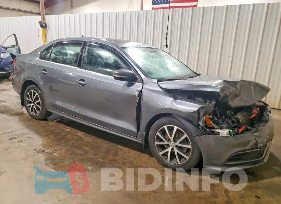3VWB67AJ4HM222019 Photo# 4