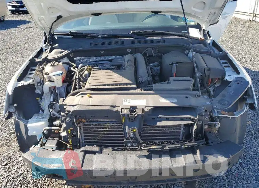 3VWDB7AJ5HM252022 Photo# 11