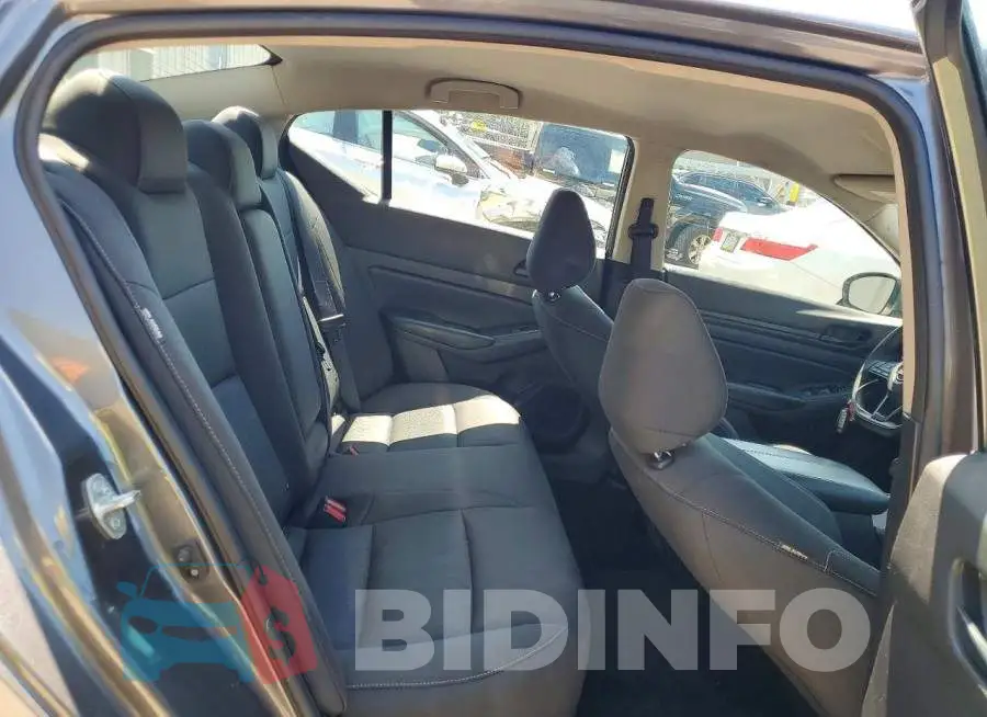 1N4BL4BV7PN339132 Photo# 10