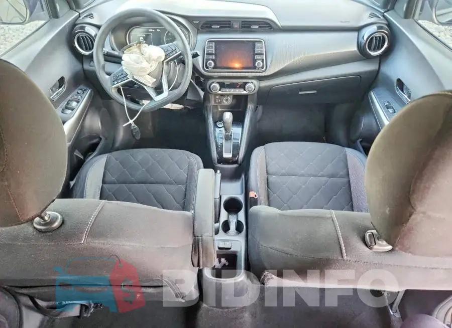 3N1CP5CU8JL522290 Photo# 8